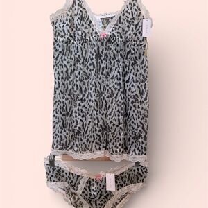 BLUSH Leopard Print Chemise with Lace Trim (2 pieces).